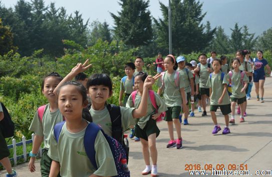 郑老师托教中心举办夏令营活动，带你开启难忘的奇妙之旅