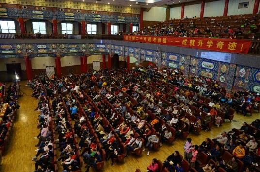 济南市天桥区“最美教育工作者”风采——郑老师师范路陶晓丽校长